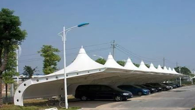 北京膜結(jié)構(gòu)車(chē)棚的優(yōu)美之處