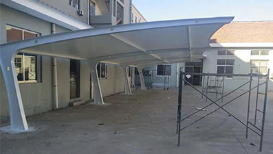 安裝北京膜結(jié)構(gòu)車棚的好處有哪些？