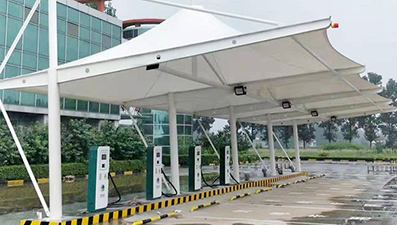 北京膜結(jié)構(gòu)車棚方便安裝及考慮防水或美觀的一此構(gòu)造